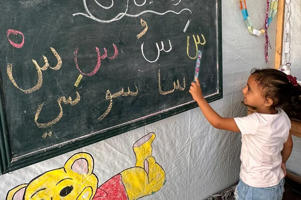 أطفال غزة يفقدون الأمل في الحياة